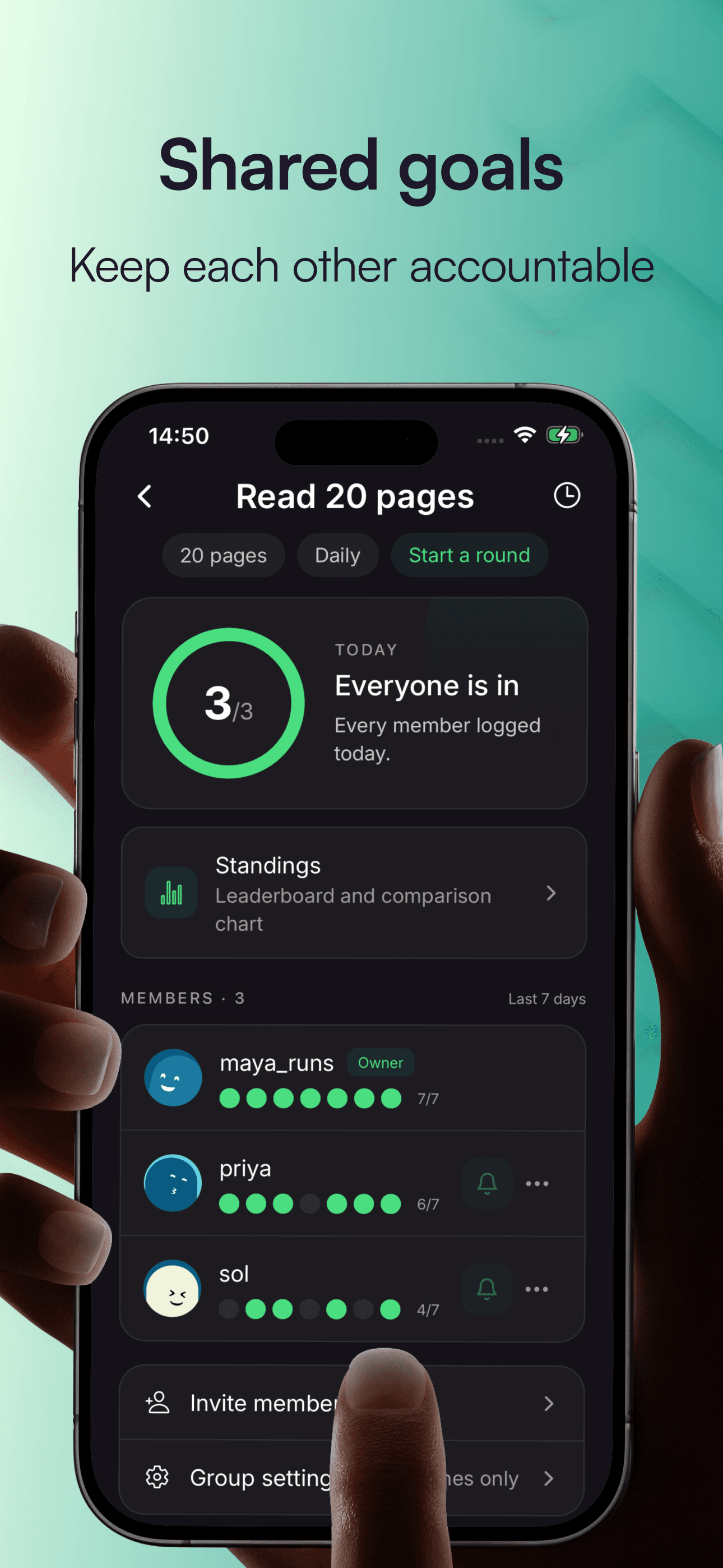 Traction group screen held in hand: Read 20 pages, everyone is in